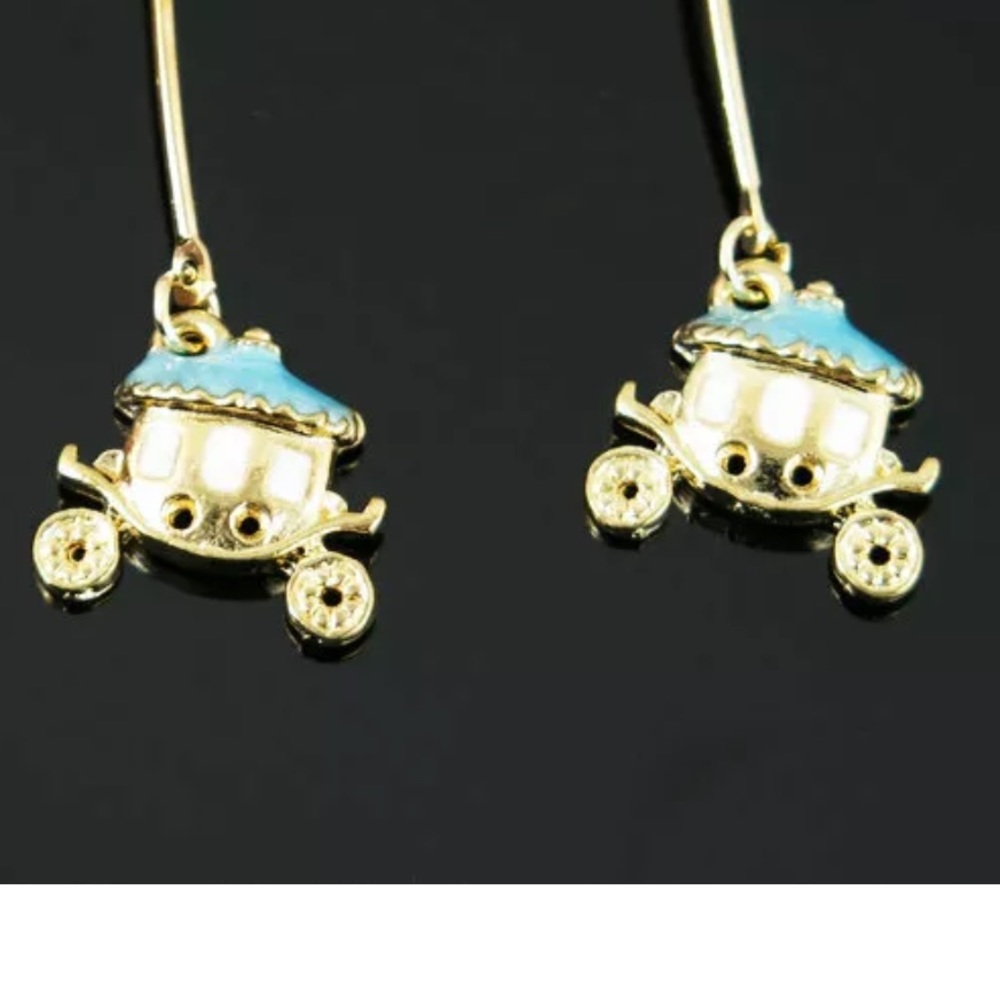 Cinderella Carriage dangle earrings, adorable